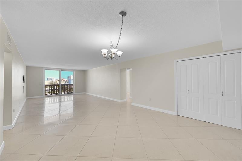 Image 33 of 62 For 801 Ocean Dr  706