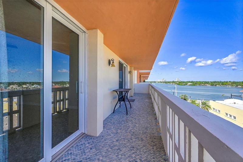 Image 40 of 62 For 801 Ocean Dr  706