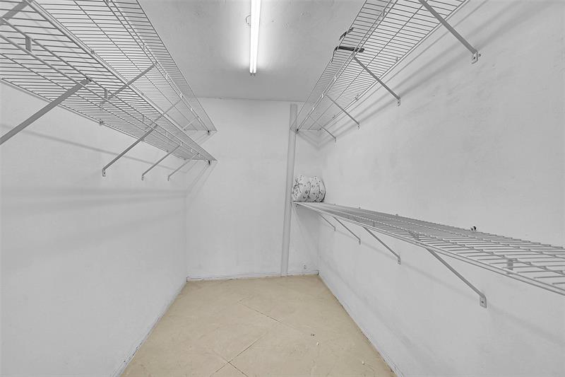Image 49 of 62 For 801 Ocean Dr  706