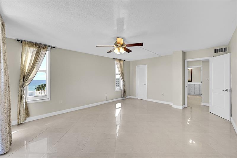 Image 51 of 62 For 801 Ocean Dr  706