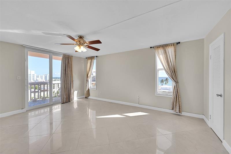 Image 53 of 62 For 801 Ocean Dr  706
