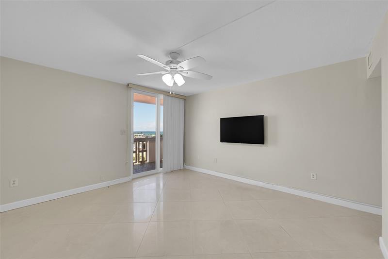 Image 58 of 62 For 801 Ocean Dr  706