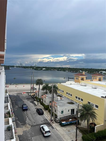 Image 8 of 62 For 801 Ocean Dr  706