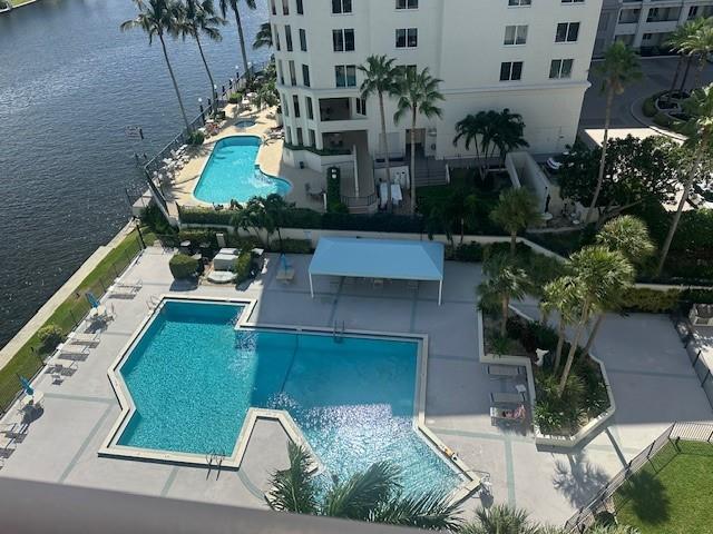 Image 30 of 31 For 2900 14th Street Cswy  907