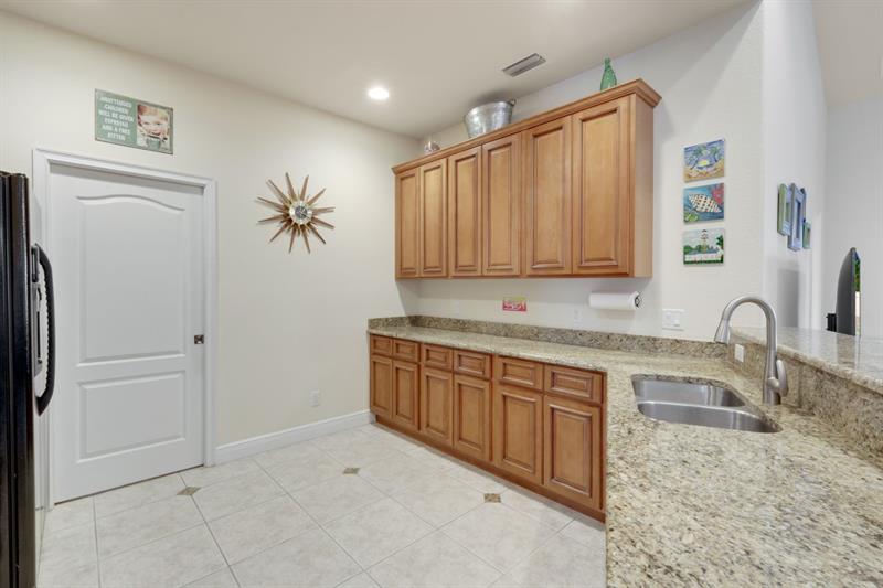 Image 15 of 35 For 403 47th Ter  203