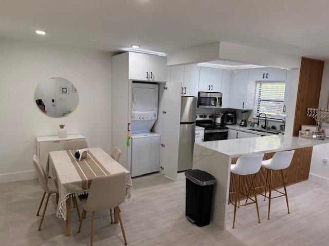 Image 6 of 27 For 3522 166th St  8
