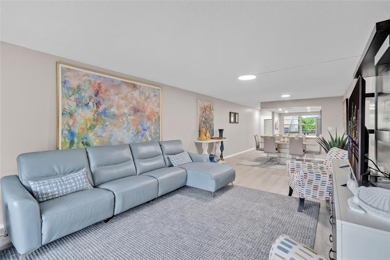 Image 20 of 41 For 2504 Antigua Ter  B3