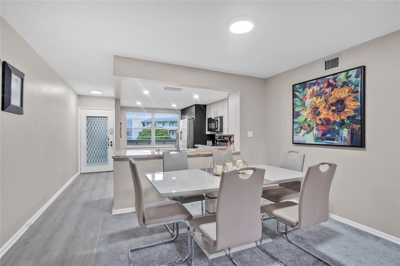 Image 22 of 41 For 2504 Antigua Ter  B3