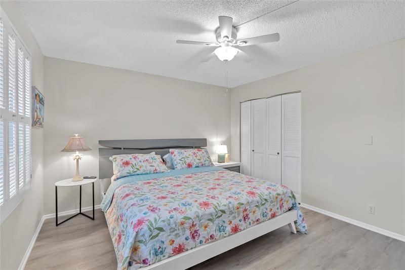 Image 29 of 41 For 2504 Antigua Ter  B3