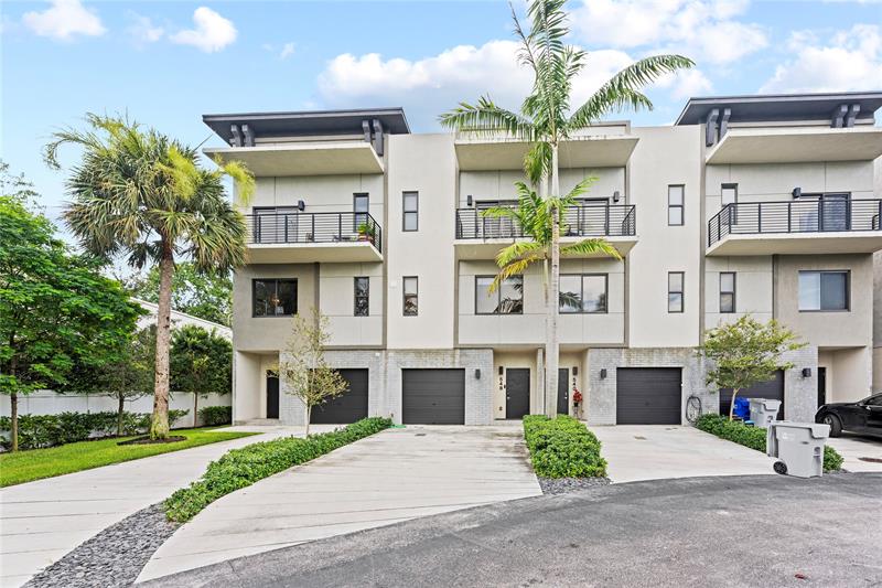 Details for 548 1st Cir  548, Pompano Beach, FL 33060