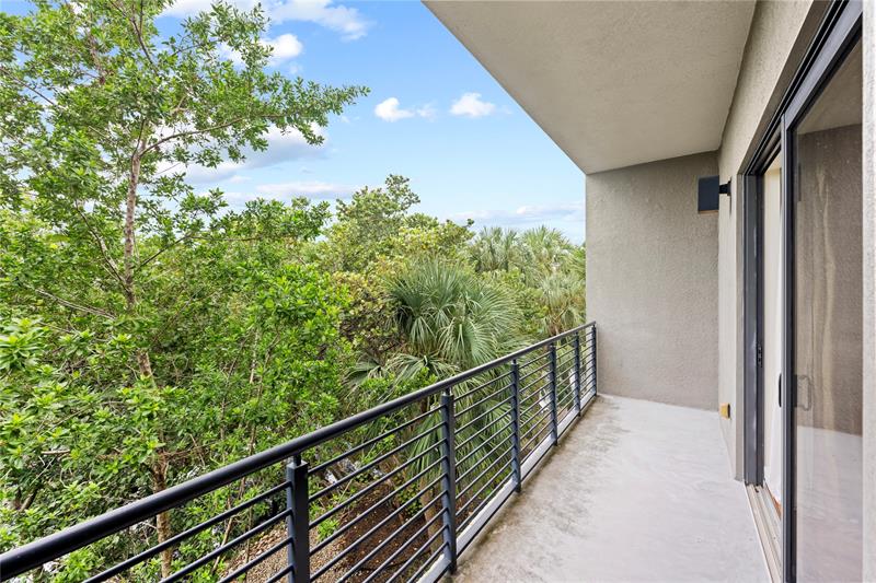 Image 18 of 37 For 548 1st Cir  548