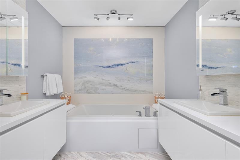 Image 25 of 51 For 701 Fort Lauderdale Beach Boulevar  1603