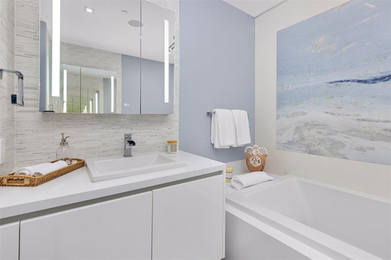 Image 28 of 51 For 701 Fort Lauderdale Beach Boulevar  1603