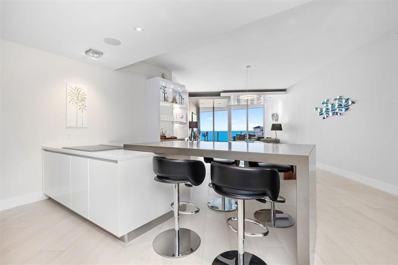 Image 6 of 51 For 701 Fort Lauderdale Beach Boulevar  1603