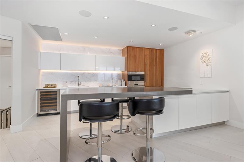 Image 7 of 51 For 701 Fort Lauderdale Beach Boulevar  1603