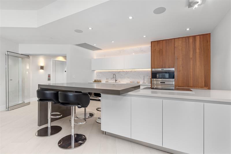 Image 8 of 51 For 701 Fort Lauderdale Beach Boulevar  1603