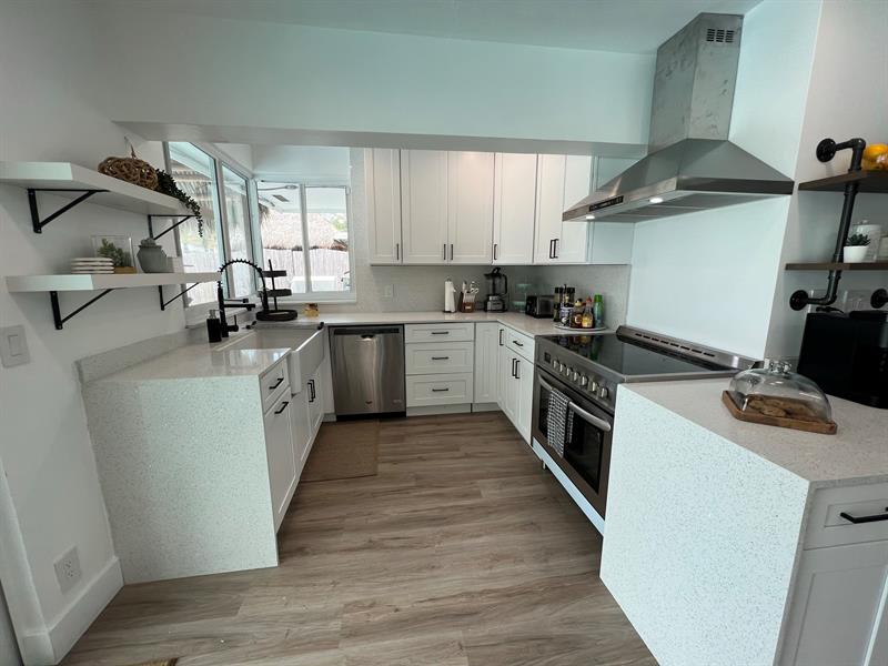 Image 13 of 53 For 2233 15th St