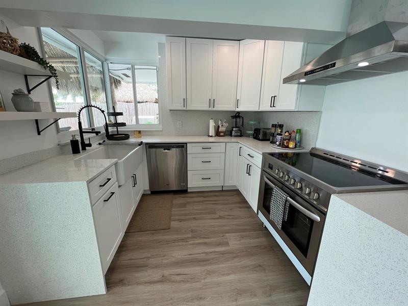 Image 14 of 53 For 2233 15th St