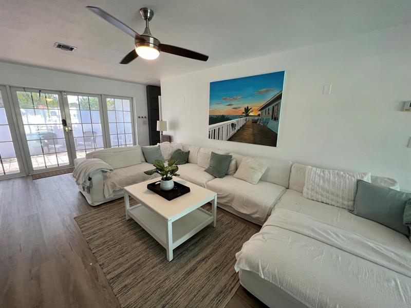 Image 22 of 53 For 2233 15th St