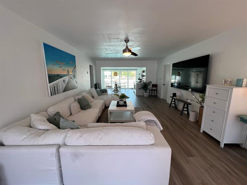 Image 23 of 53 For 2233 15th St