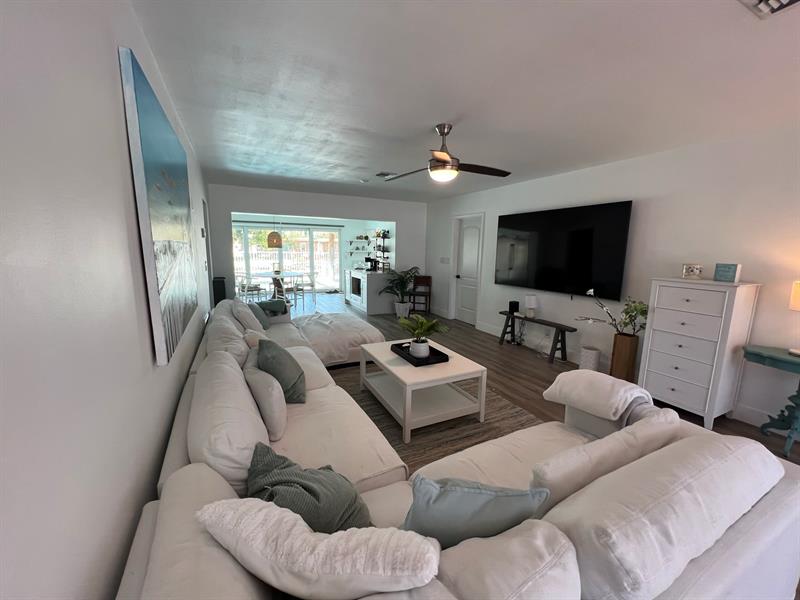 Image 24 of 53 For 2233 15th St