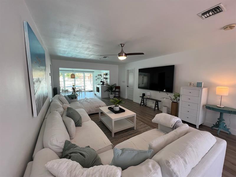 Image 25 of 53 For 2233 15th St