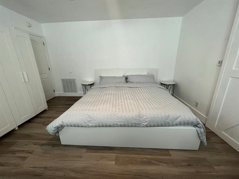 Image 35 of 53 For 2233 15th St