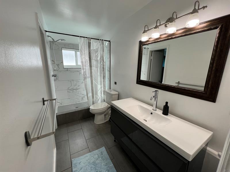 Image 37 of 53 For 2233 15th St