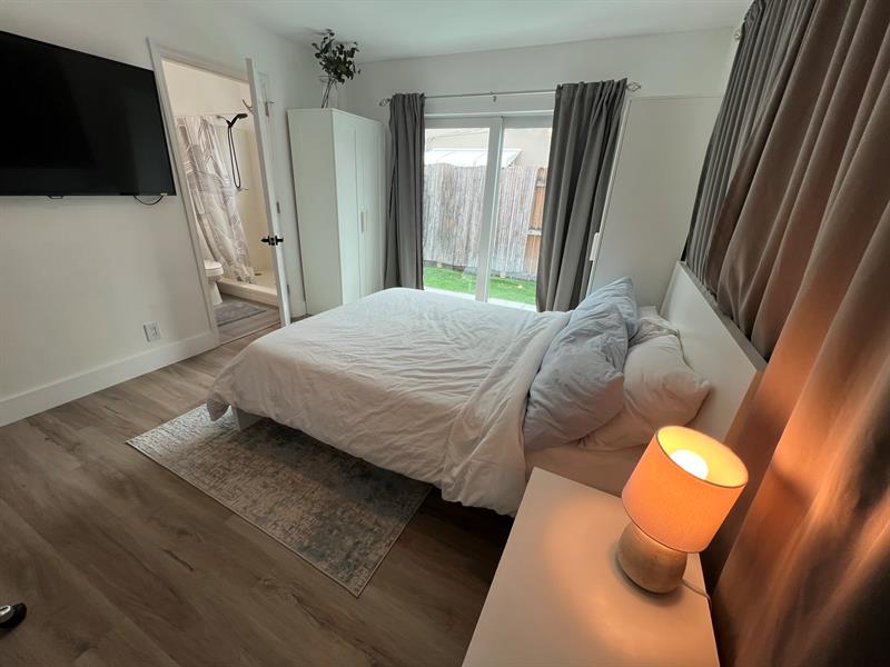 Image 39 of 53 For 2233 15th St