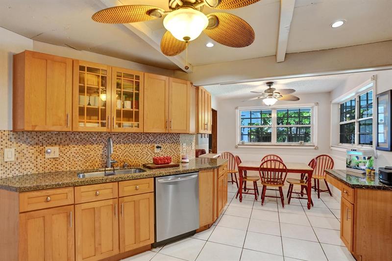 Image 12 of 63 For 601 76th Ter