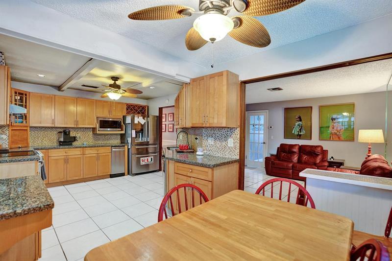 Image 14 of 63 For 601 76th Ter