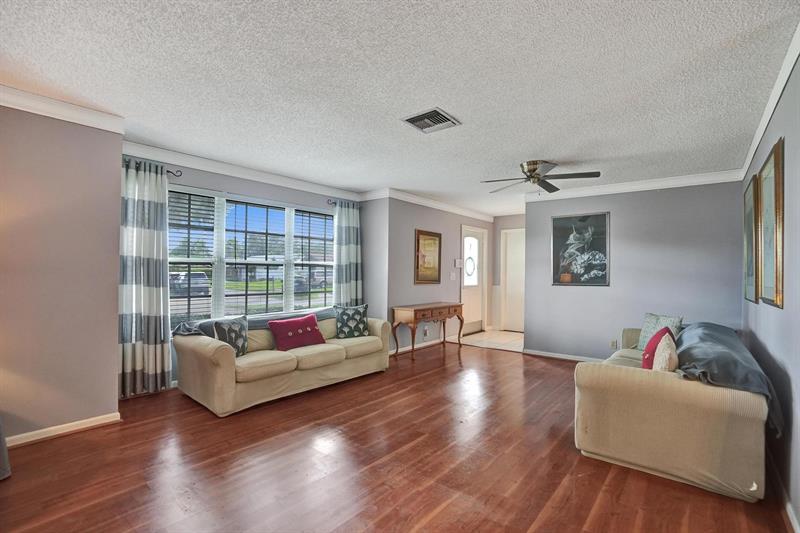 Image 22 of 63 For 601 76th Ter