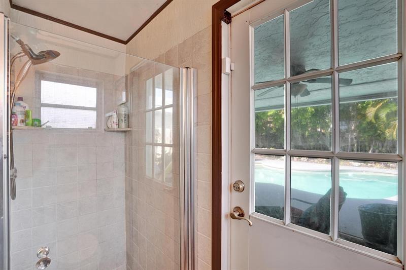 Image 31 of 63 For 601 76th Ter