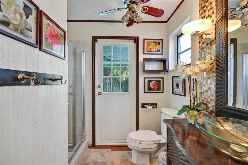 Image 32 of 63 For 601 76th Ter