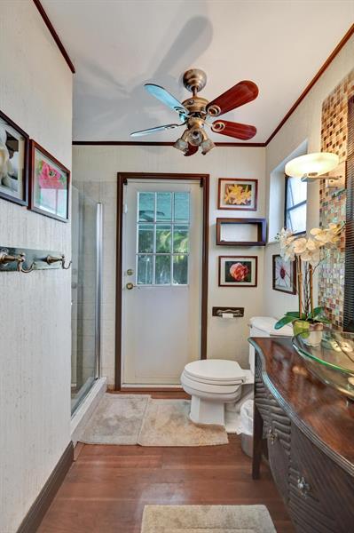 Image 33 of 63 For 601 76th Ter