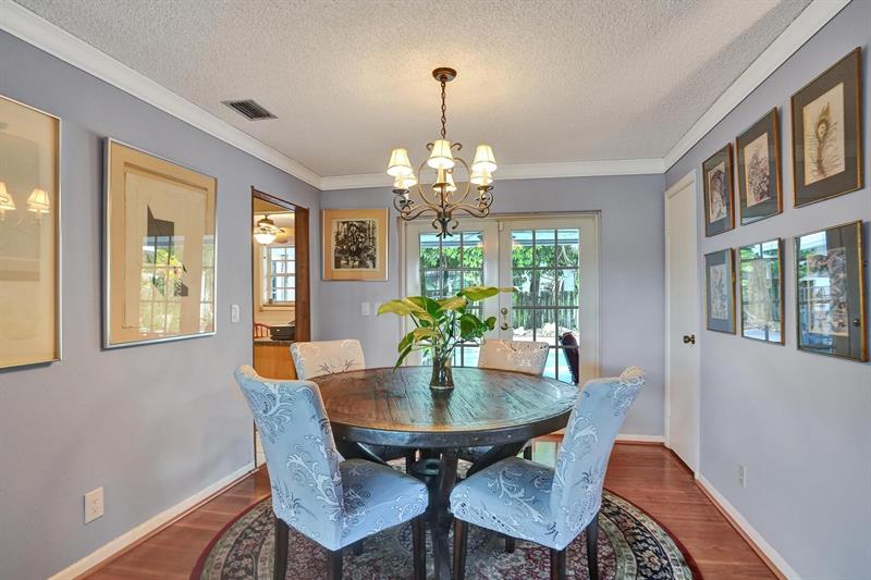 Image 5 of 63 For 601 76th Ter