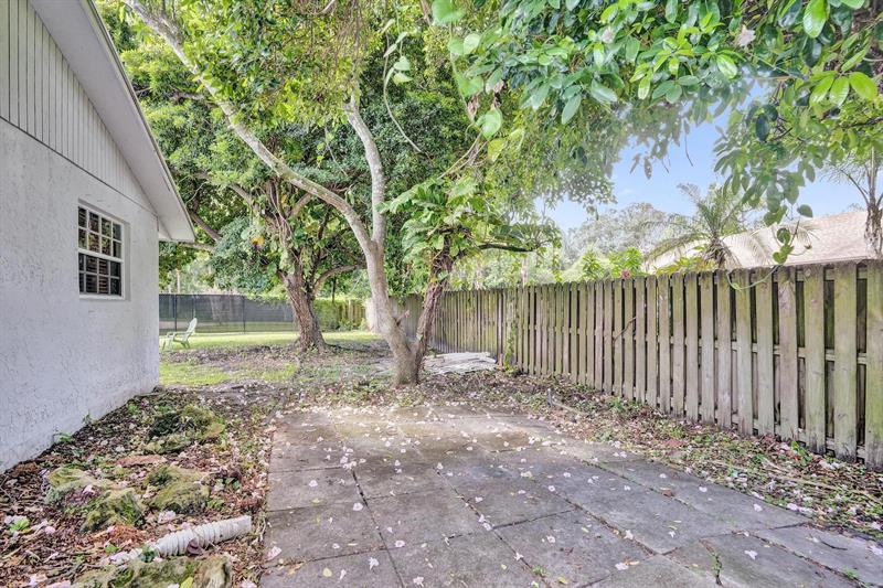 Image 57 of 63 For 601 76th Ter