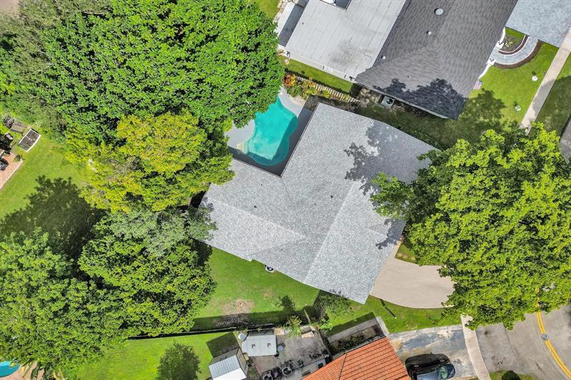 Image 60 of 63 For 601 76th Ter