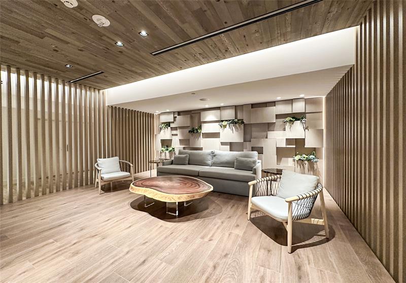 Image 5 of 14 For 2301 Collins Ave  1015