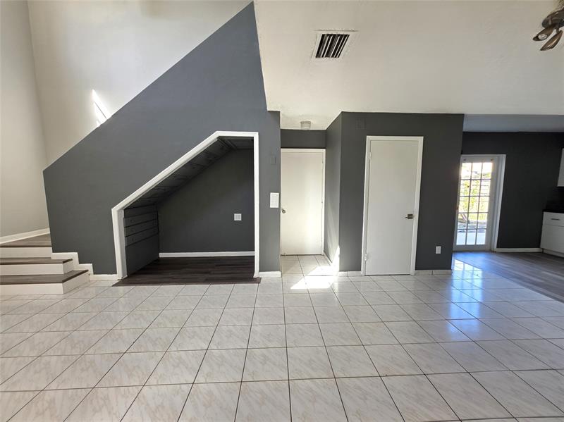 Image 6 of 26 For 11951 271st Ter