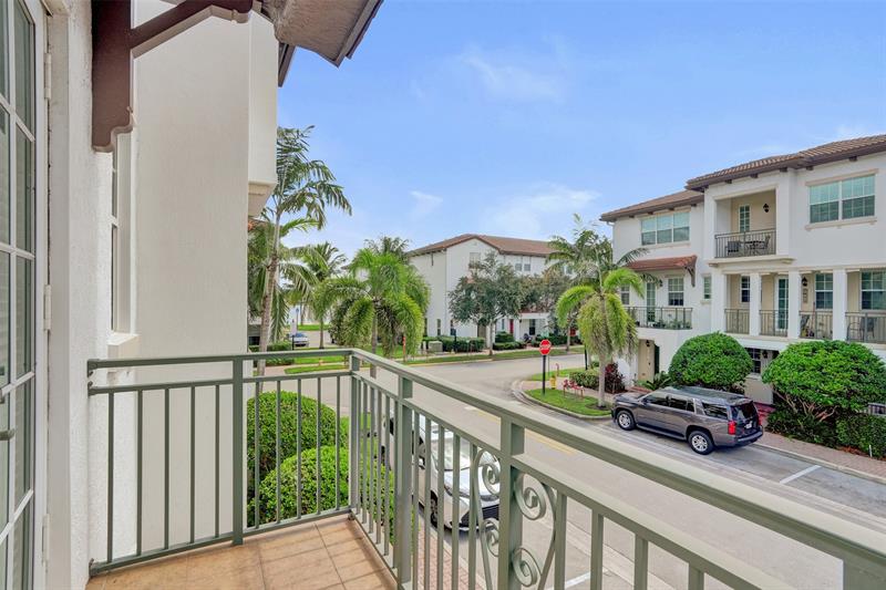 Image 16 of 42 For 11960 27th Ct  11960