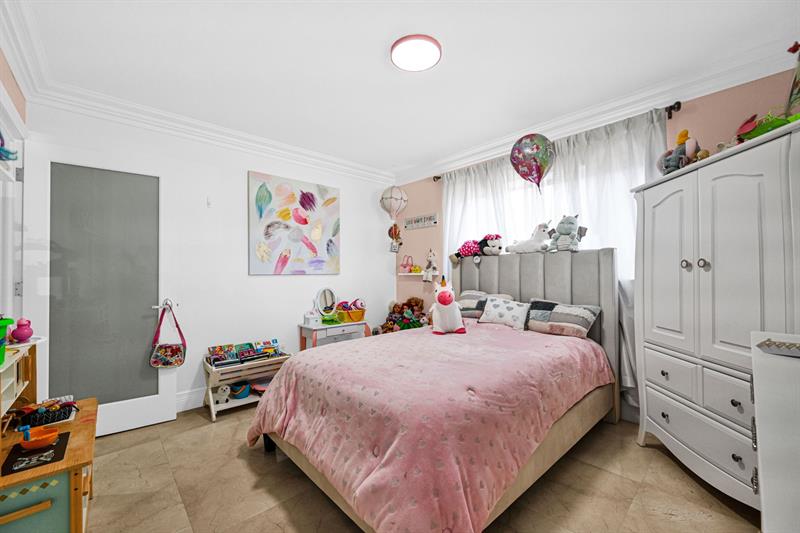 Image 22 of 76 For 836 Orchid Dr