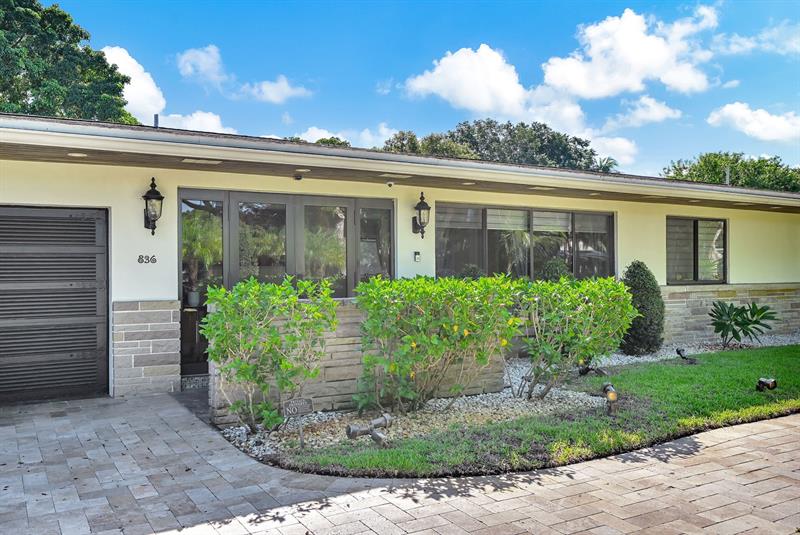 Image 46 of 76 For 836 Orchid Dr