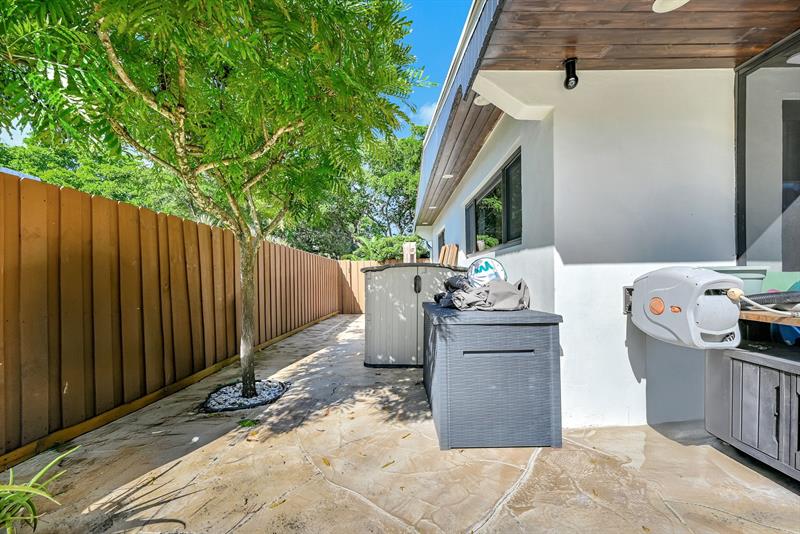 Image 55 of 76 For 836 Orchid Dr