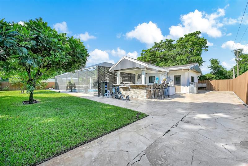 Image 61 of 76 For 836 Orchid Dr