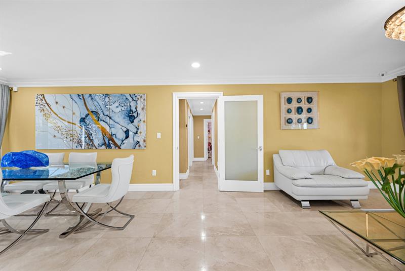 Image 8 of 76 For 836 Orchid Dr