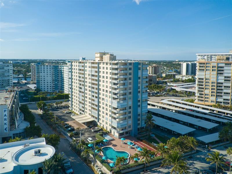 Image 14 of 21 For 305 Pompano Beach Blvd  1107