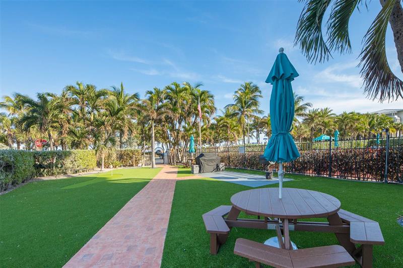 Image 9 of 21 For 305 Pompano Beach Blvd  1107