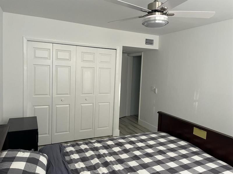 Image 14 of 19 For 491 Racquet Club Rd  106