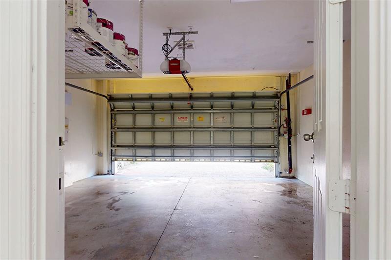 Image 28 of 44 For 3906 Monarch Ln